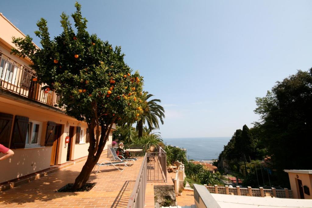Auberge De L'Europe Ез Екстер'єр фото